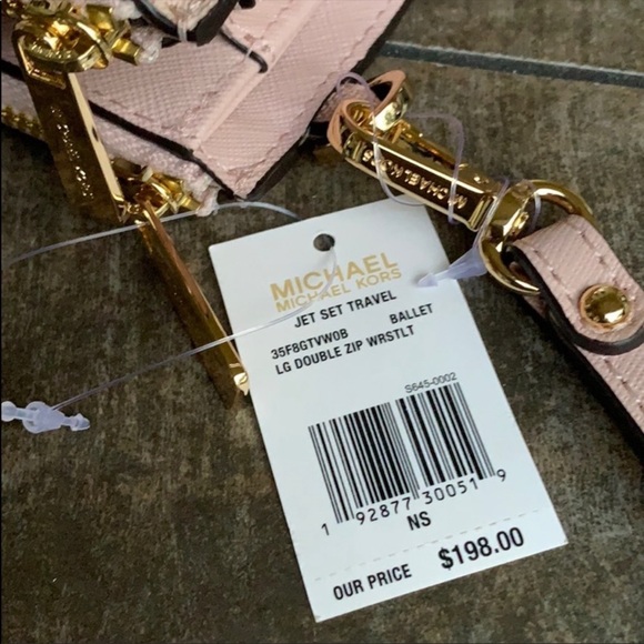 MICHAEL KORS LG DOUBLE ZIP WRISTLET BALLET - Picture 4 of 16